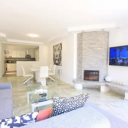 1093 Modern , Huge Terrace , Bbq Appartamento Marbella